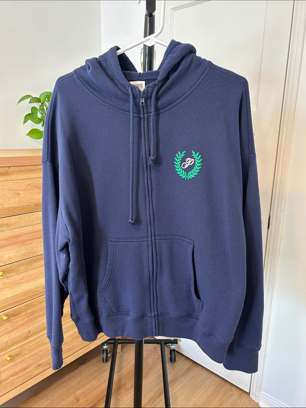 PINK Zip Up Hoodie. Size large. PTP 26”.